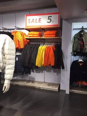美邦五角場(chǎng)萬(wàn)達(dá)店猜燈謎活動(dòng) 潮流服飾與傳統(tǒng)文化完美邂逅